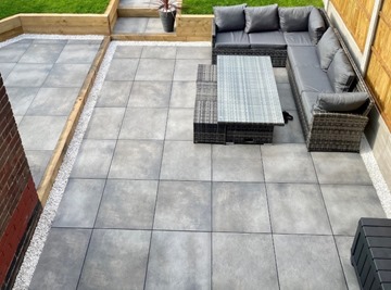 20mm Bolzano Grey Paving