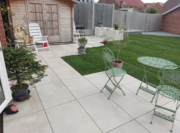 20mm Limestone Champagne Paving