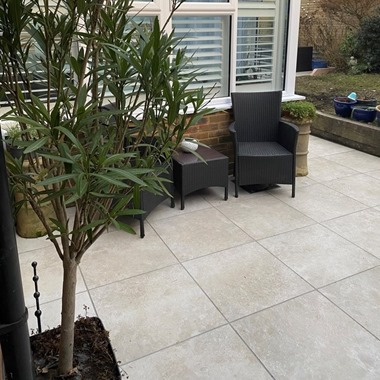 20mm Roma Ivory Porcelain Paving