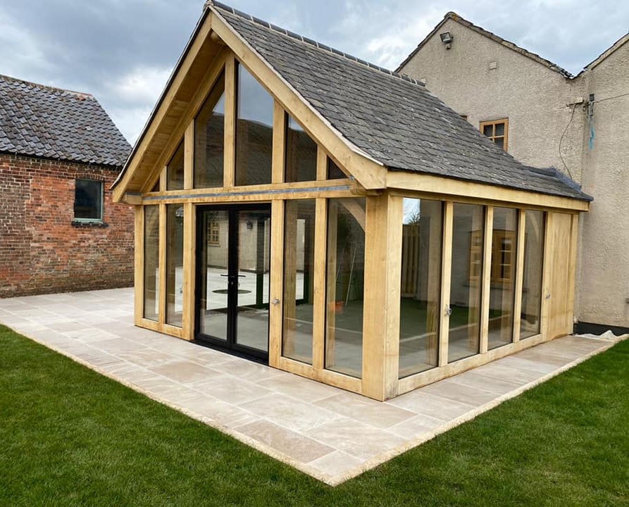 Outdoor tiles in Melton Mowbray, Leicestershire