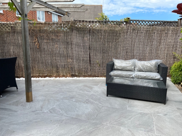 quartz-effect-patio